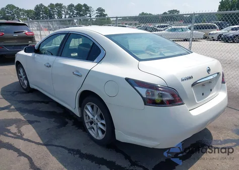 2013 Nissan Maxima 3.5 S z USA, uszkodzony, nr VIN 1N4AA5AP3DC822747